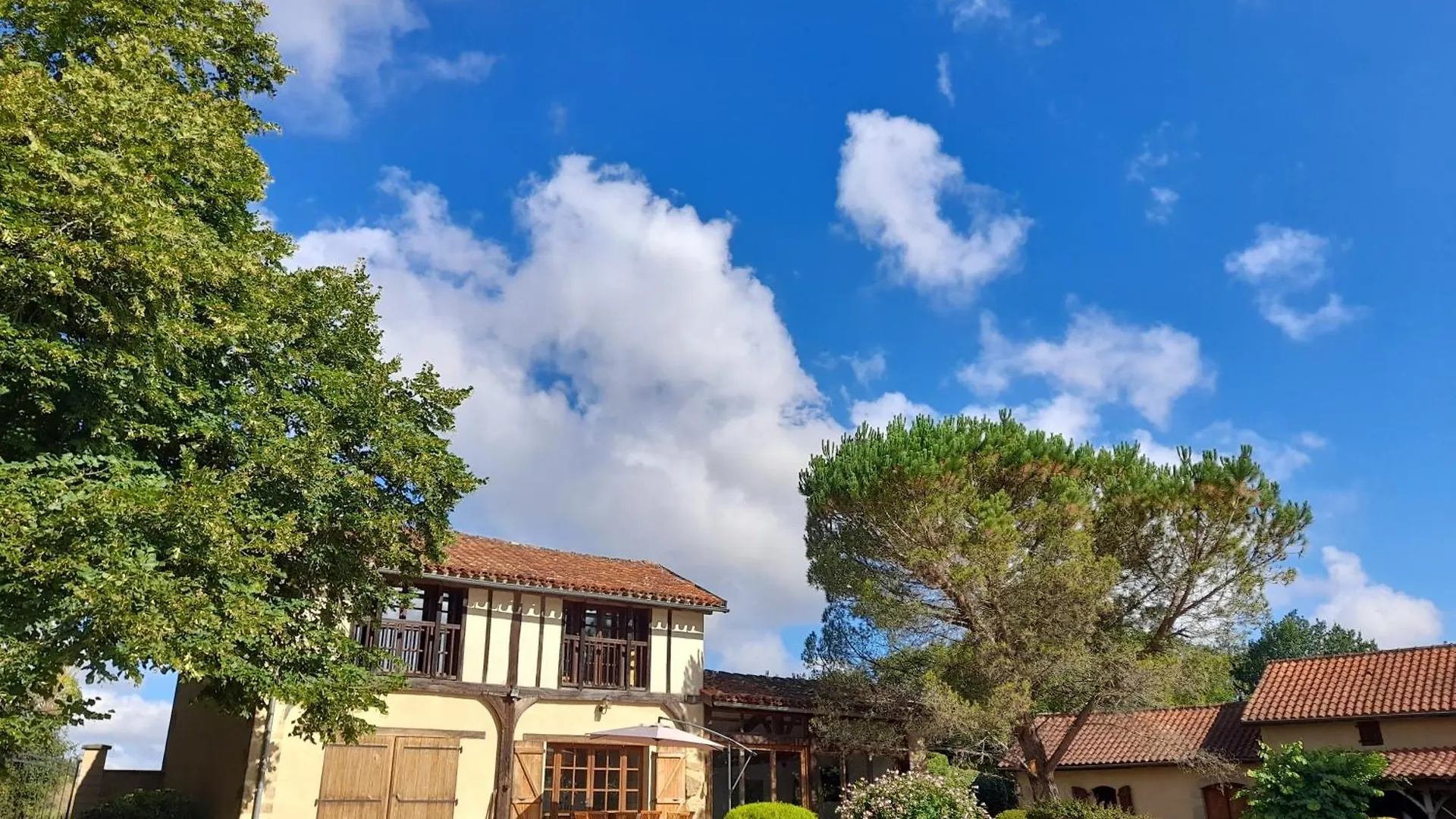 Maison Loumagne - Gite Pres De Marciac Monlezun 0*,